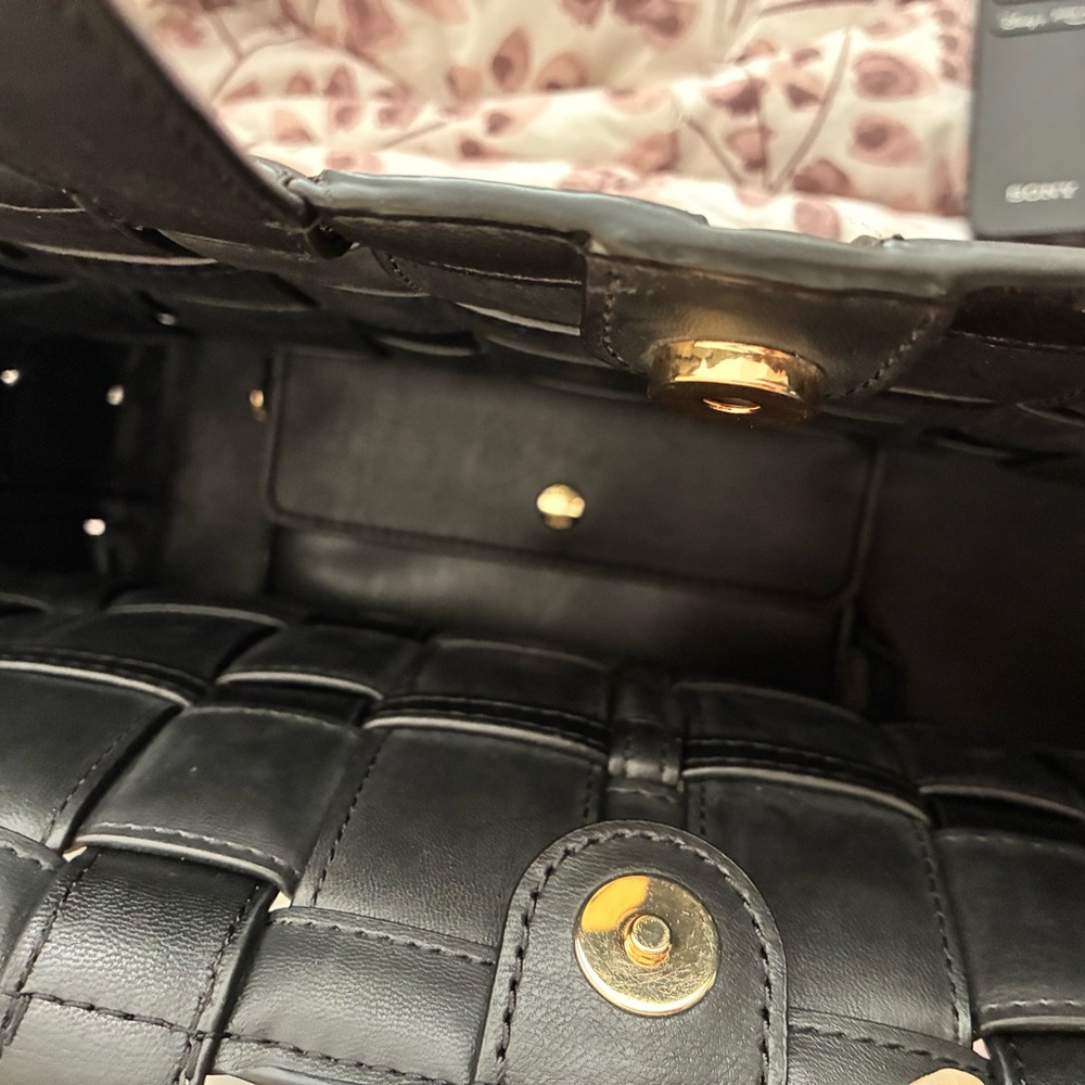 Michael Kors Black Quilted Tote With Wallet! - Picture 13 of 16